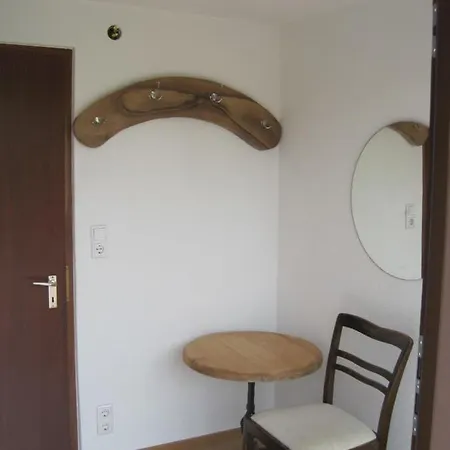 Haus Am Weinberg アパート