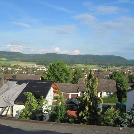 Haus Am Weinberg アパート